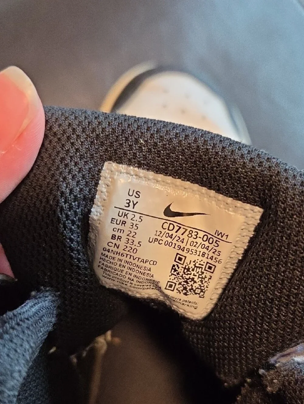 Nike Kids High-Top Sneakers in Black, White and Coral Pink